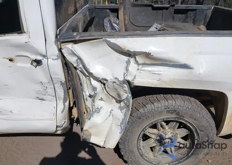 2018 Chevrolet Silverado 1500 1Lt z USA, uszkodzony, nr VIN 3GCUKREC1JG469338